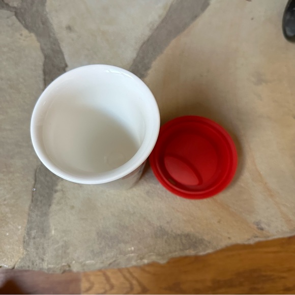 New Hello Kitty Coffee Mug with Lid - Picture 6 of 6